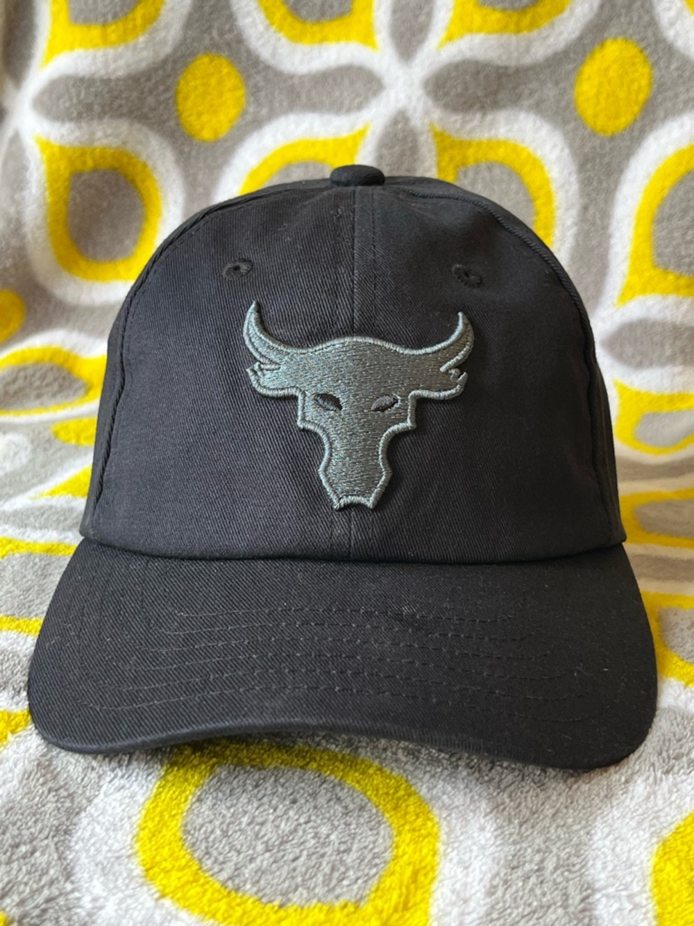 Under Armour Black Bull Cap – Blood Sweat Respect – OSFA